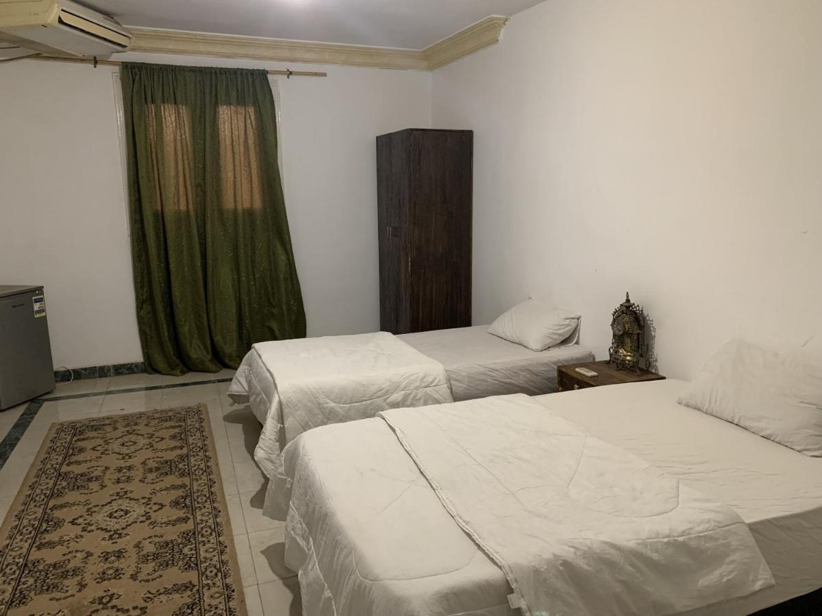 Kafret el-Gabal King Khufu Pyramids View Hotel מראה חיצוני תמונה