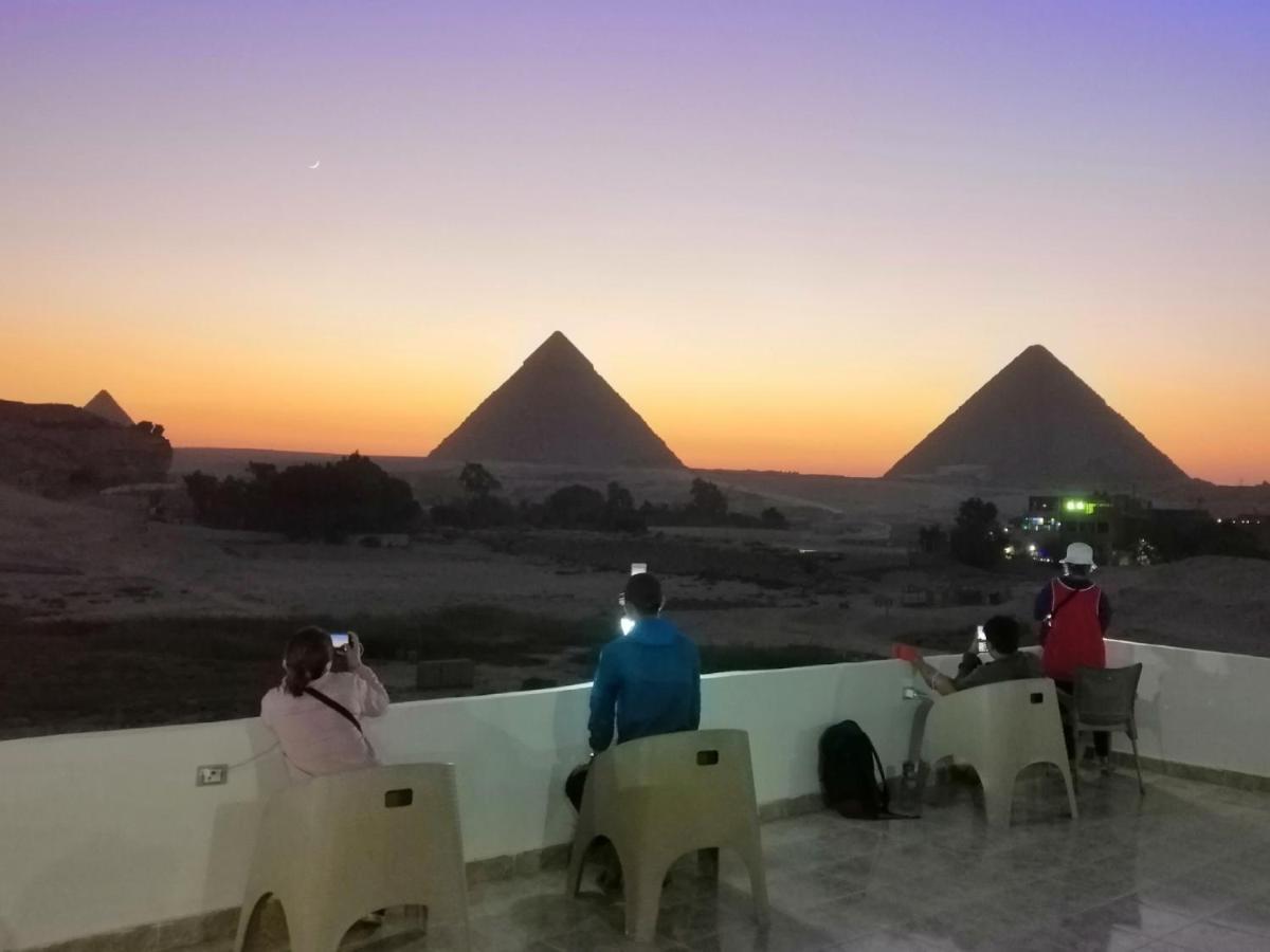 Kafret el-Gabal King Khufu Pyramids View Hotel מראה חיצוני תמונה