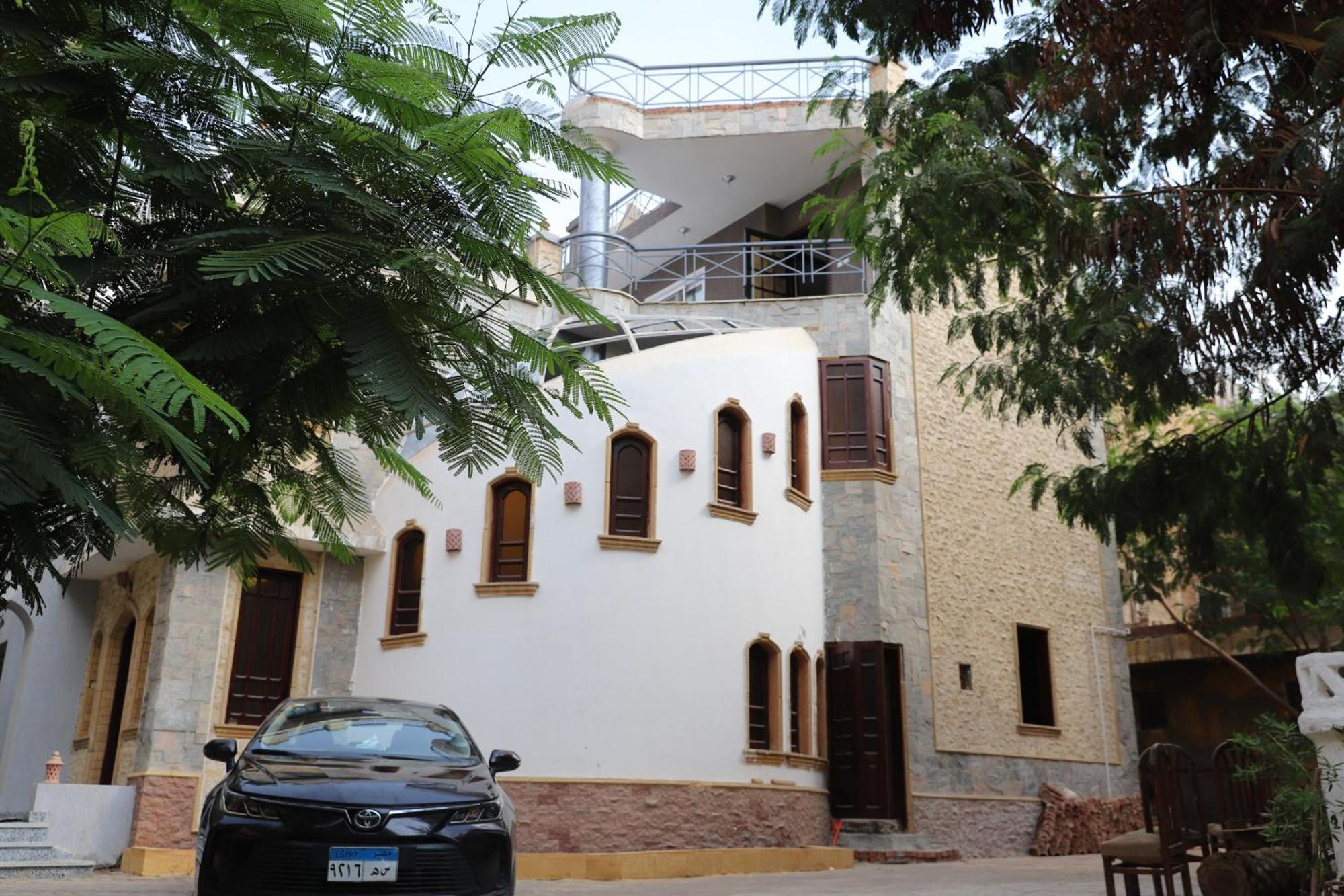 Kafret el-Gabal King Khufu Pyramids View Hotel מראה חיצוני תמונה