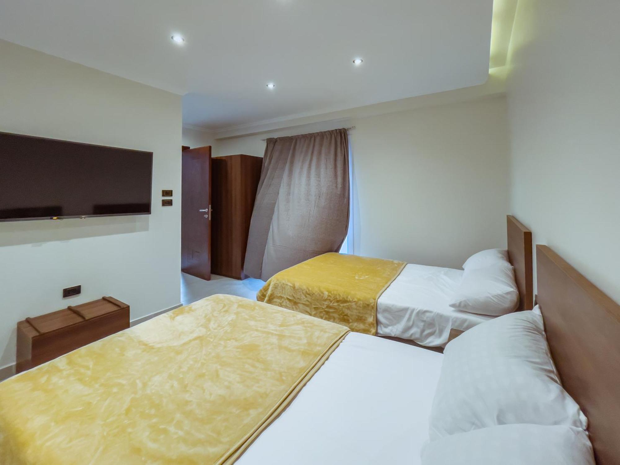 Kafret el-Gabal King Khufu Pyramids View Hotel חדר תמונה