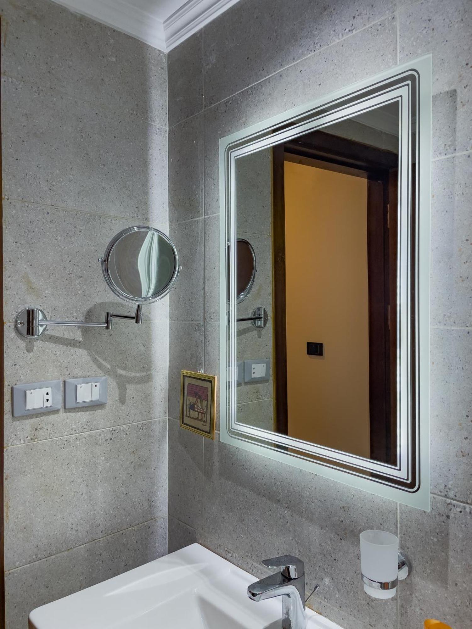 Kafret el-Gabal King Khufu Pyramids View Hotel חדר תמונה